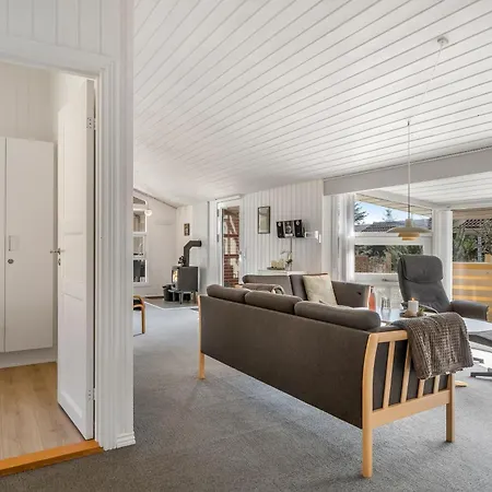 With Sauna And Enclosed Terrace In Vorupor