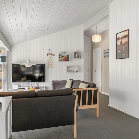 With Sauna And Enclosed Terrace In Vorupor *