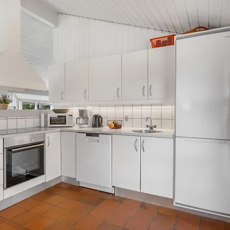 With Sauna And Enclosed Terrace In Vorupor Feriehus *