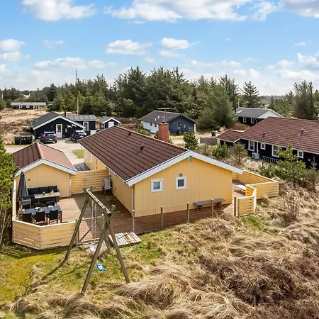 With Sauna And Enclosed Terrace In Vorupor Semesterbostad Thisted